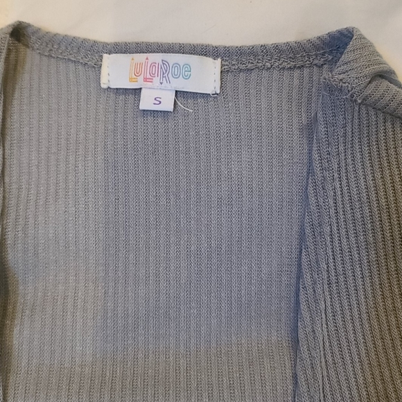 Gray duster - Picture 2 of 2